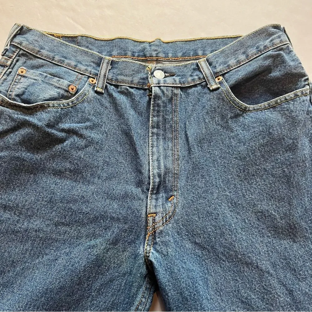 Levi's Men's Faded Blue Jeans 550 Size W36 L32